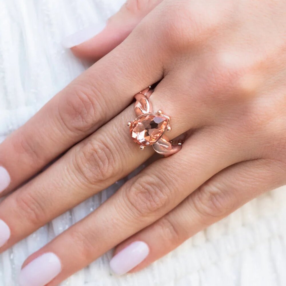 Paparazzi Jewelry Accessories - Law of Attraction - Rose Gold Ring - Vintage